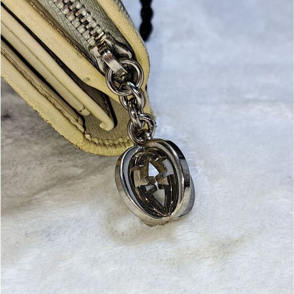 Authentic Gucci GG Canvas and Leather Wallet - Picture 3 of 16